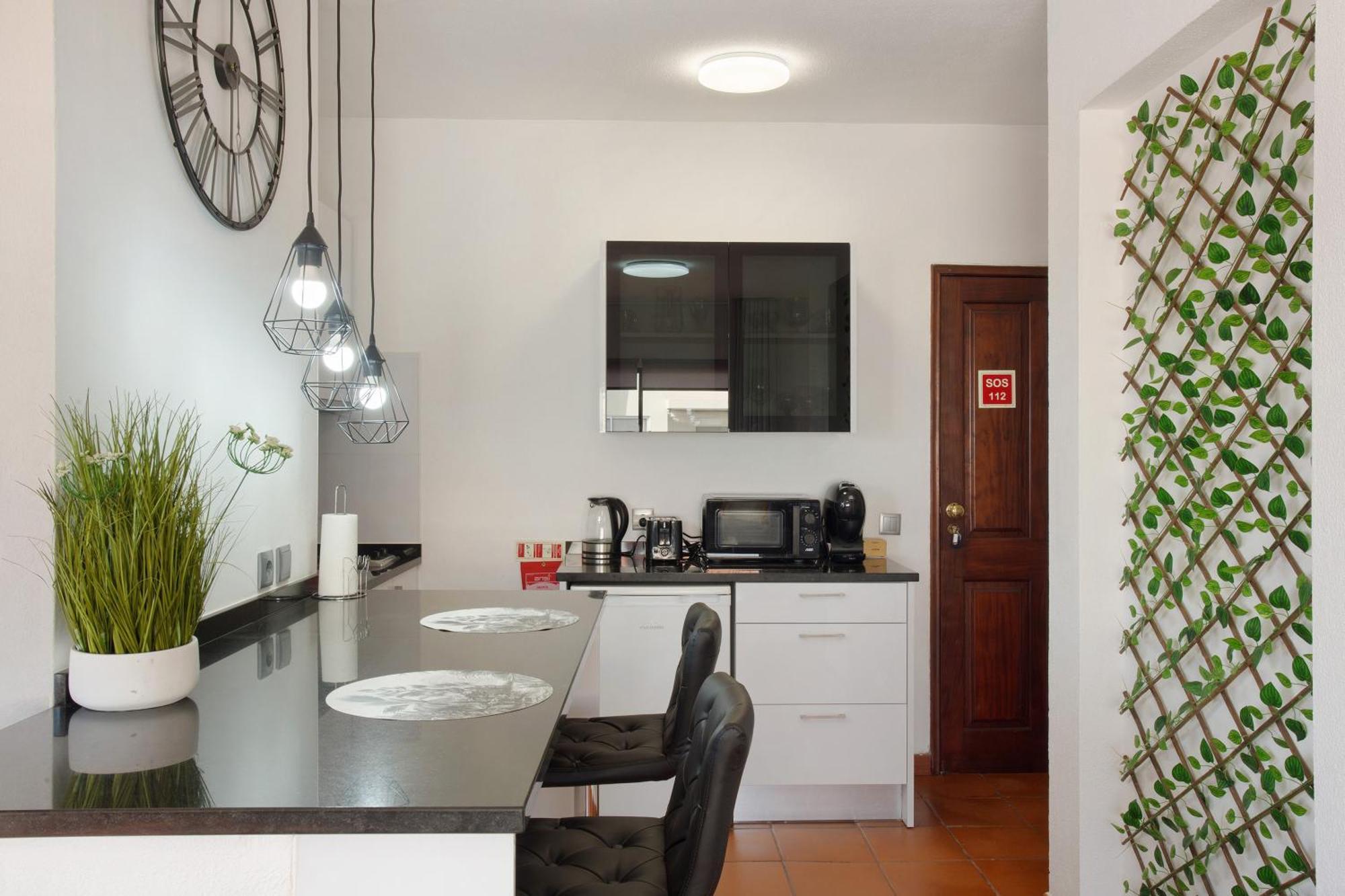 Apartamento Lolita Com Terraco Caniço Exterior foto